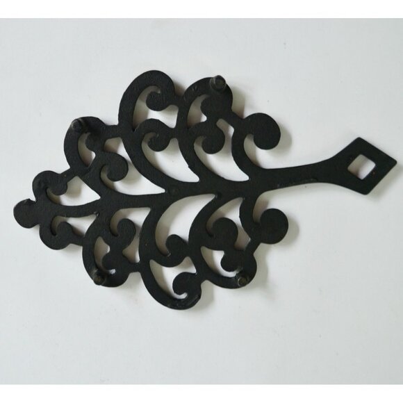 Vintage Cast Iron Trivet Tree of Life - Picture 4 of 4